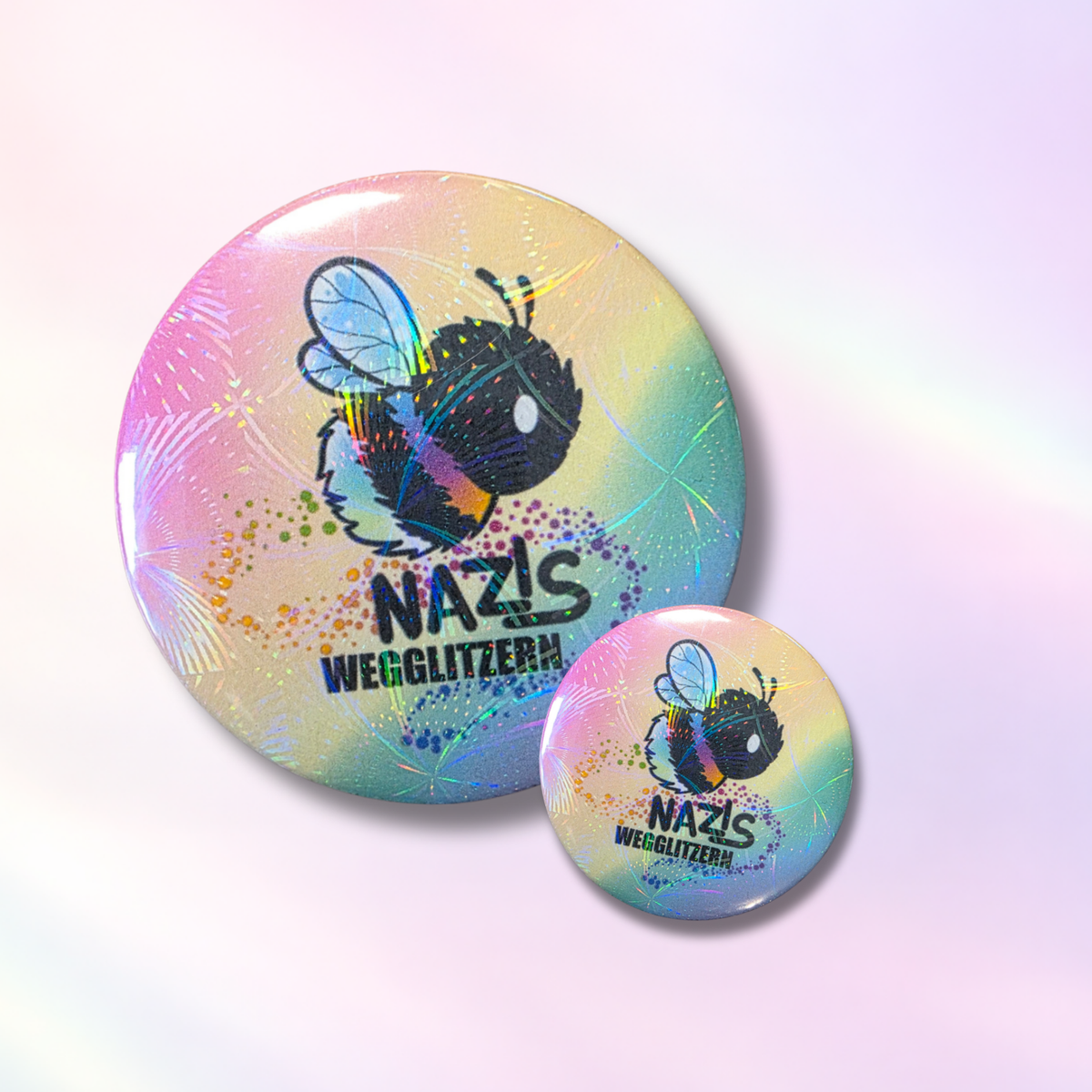 Button "NazisWegglitzernHummel"